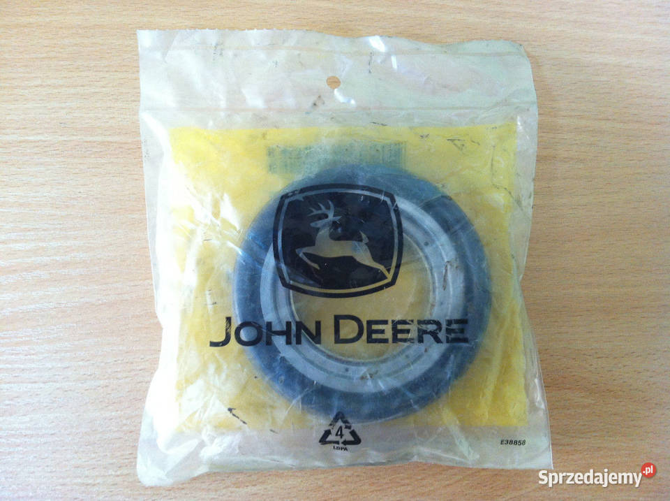 RE208256 Uszczelka olejowa John Deere sprzedam