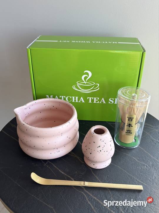 Różowy zestaw matcha nakrapiany 4 elementy na Gdańsk sprzedam