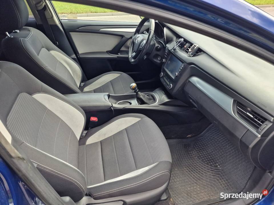 Toyota Avensis 20D4D 143 2015RPREMIUMNAVISALON klimatyzacja Żyrardów