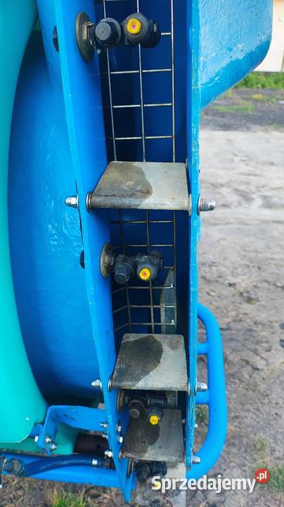 Opryskiwacz sadowniczy Berthoud fructair 1500l Lipsko sprzedam