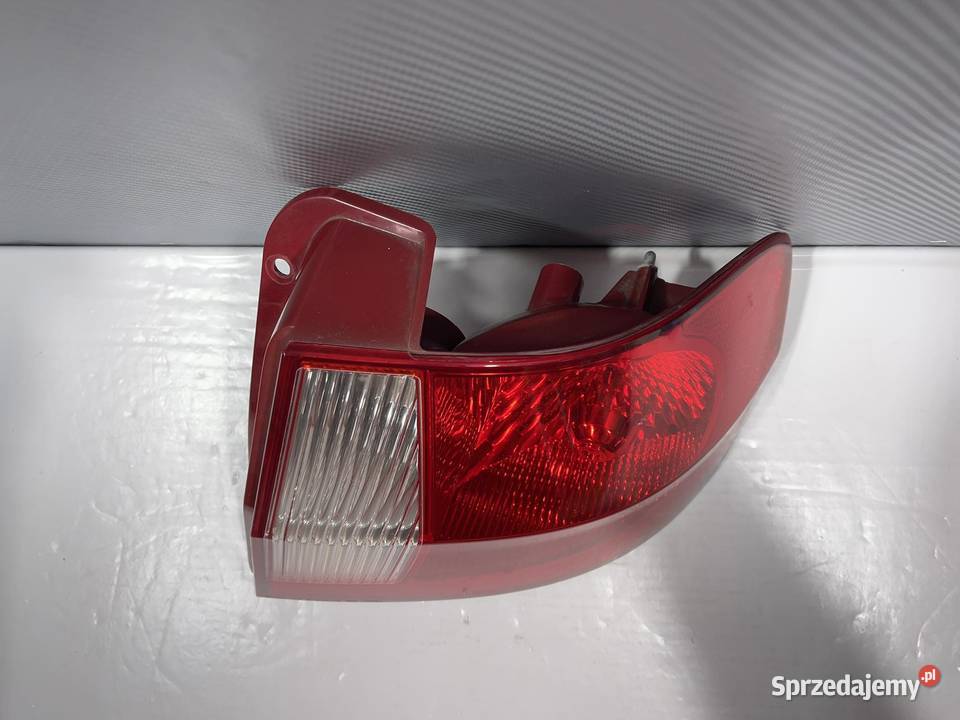 HYUNDAI GETZ LIFT PRAWA LAMPA TYŁ Motoryzacja sprzedam