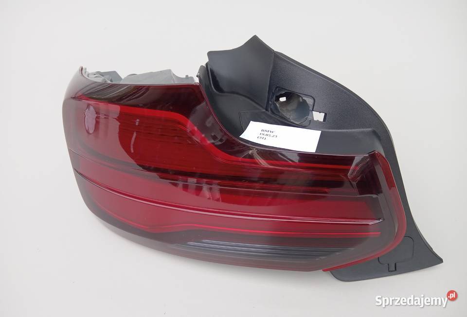 LAMPA LEWY TYŁ BMW 2 M2 F22 F23 osobowe wielkopolskie sprzedam