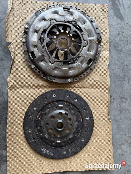 Oryginalne nowe sprzęgło docisk VW T5 03L141031L osobowe Radlin