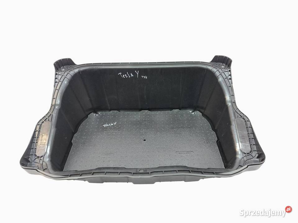 TESLA MODEL Y 2022r SCHOWEK WYKŁADZINA BAGAŹNIKA