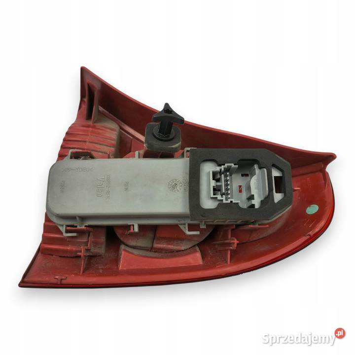 LAMPA LEWA Renault Clio II 200112 tylna tylni