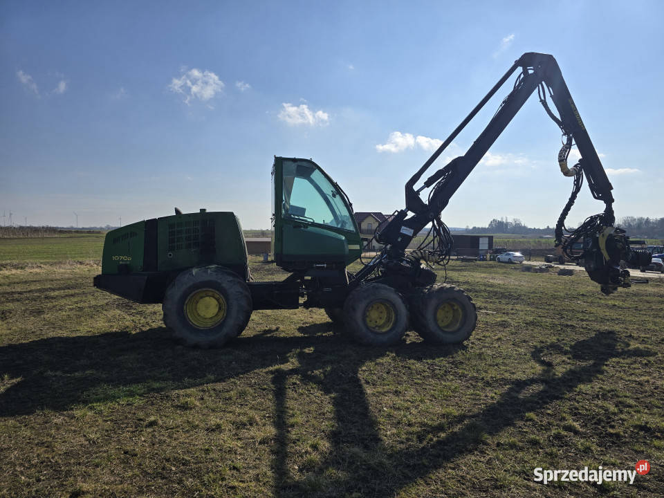 Harwester JOHN DEERE 1070 D ECO III 6x6 Bielnik Drugi sprzedam