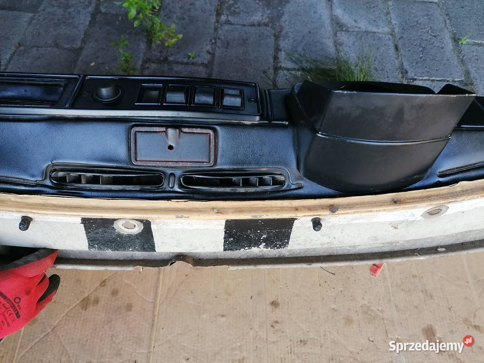 Przód kokpit konsola panel licznik kapliczka Strzelce Opolskie