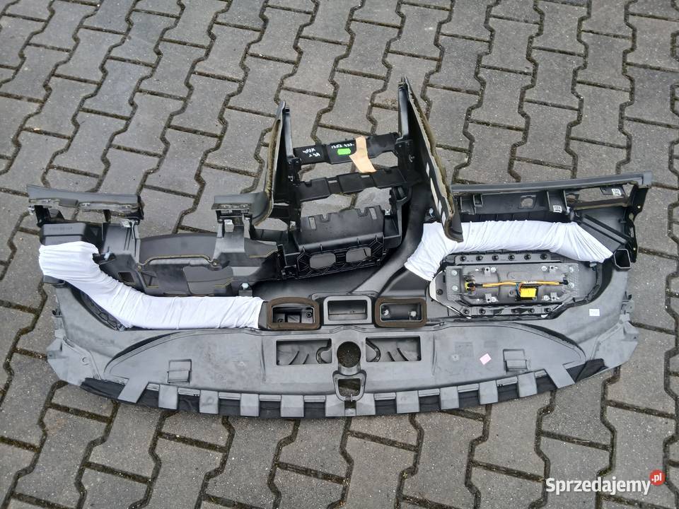 Deska rozdzielcza Audi A6 C6 Rybnik Szczerbice