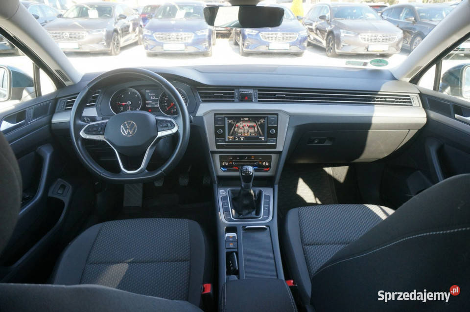 Volkswagen Passat Variant 20 TDI150 Evo Essence nieuszkodzony wielkopolskie Poznań sprzedam