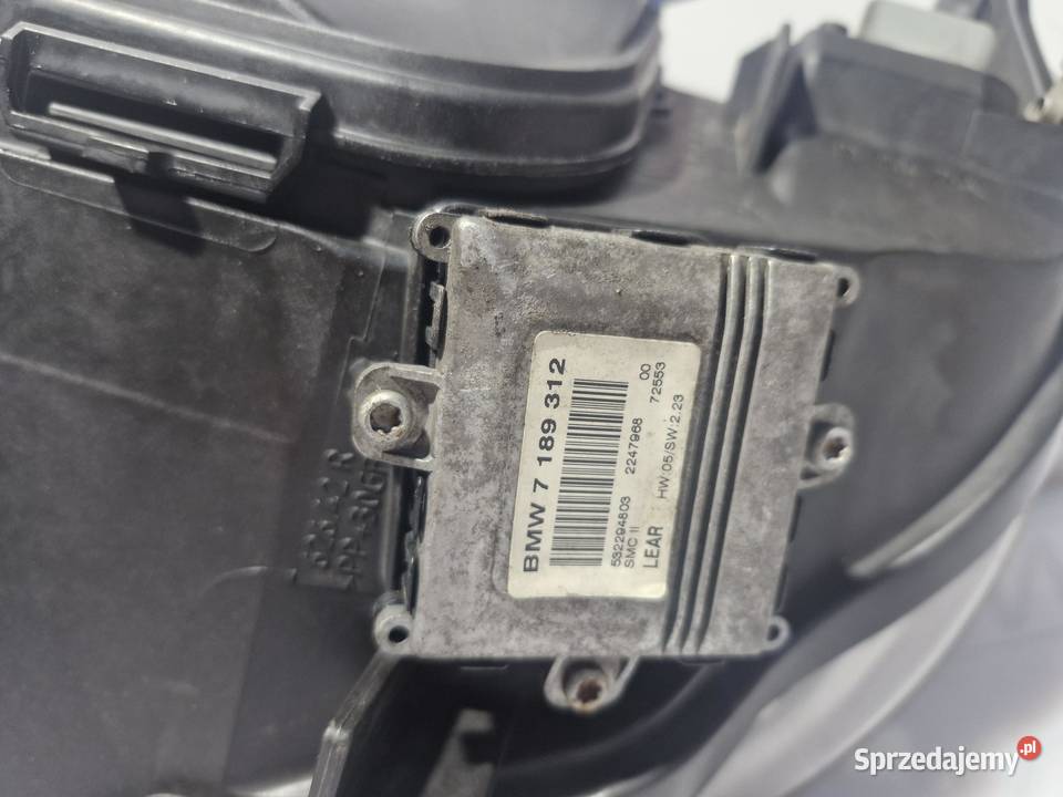BMW E90 E91 LAMPA PRAWY PRZÓD BIXENON SKRĘTNA sprzedam