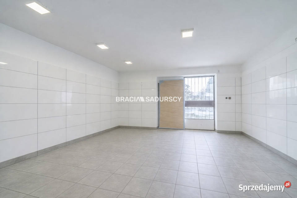 Ogłoszenie lokal 82m2 Mników