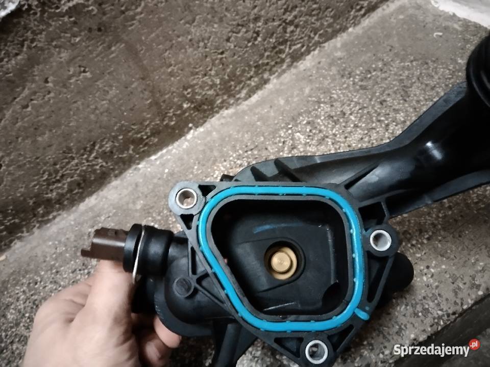 Obudowa termostatu peugeot citroen 16 vti Części samochodowe Nisko sprzedam