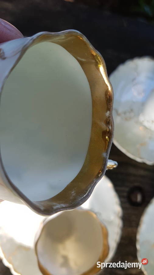 4 stare porcelanowe filiżanki Myszków