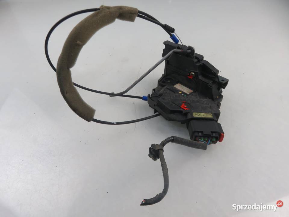 ZAMEK LEWY PRZEDNI MAZDA 5 CR19