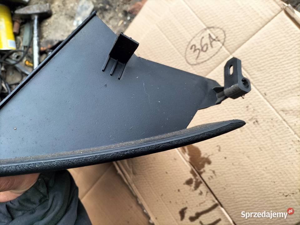 AUDI 80B4 80 B4 SCHOWEK PASAŻERA Kamień-Kolonia