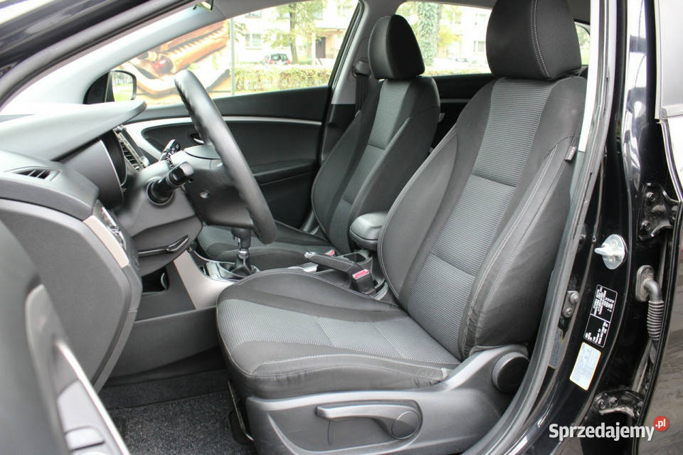 Hyundai i30 Bezwypadkowy bogata wersja śląskie Gliwice sprzedam