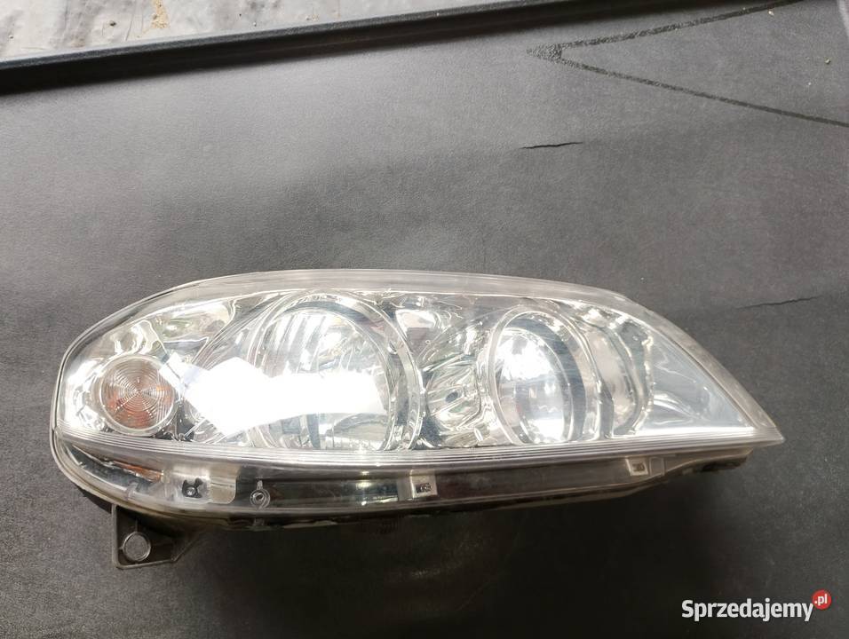 Fiat Punto 2 loft lampa przednia prawa Tyc Rok produkcji 2025 Lampy przednie Strzegom