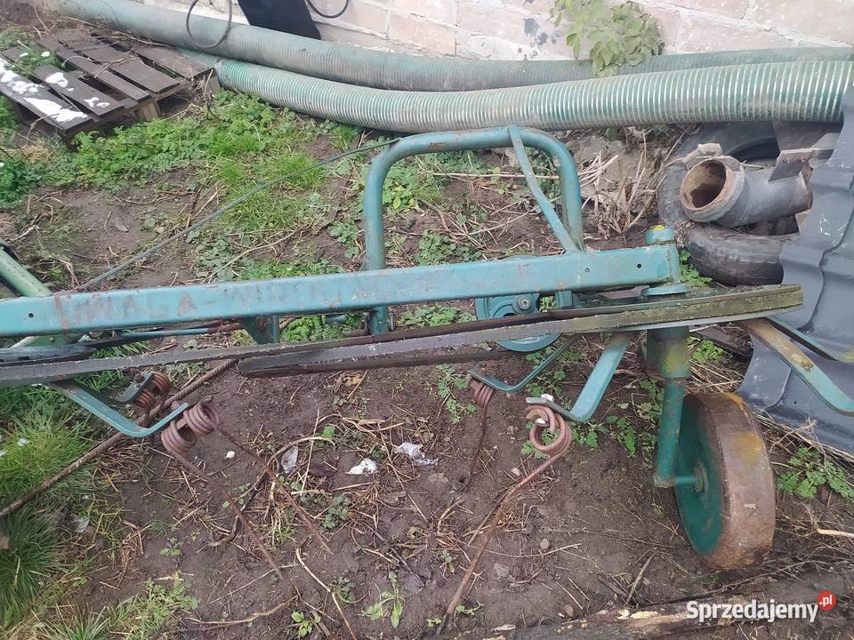 Pług 2 skibowy przewracają do siana nieuszkodzony Niedarczów Górny-Kolonia