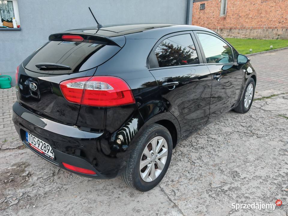 Kia Rio 12 benzyna 2014 Rio Ostrowiec Świętokrzyski