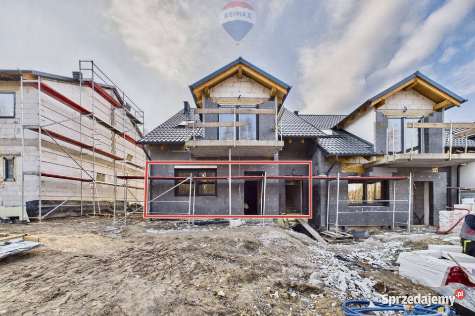 Nowoczesny dom z ogródkiem w otulinie lasu Gniewomirowice