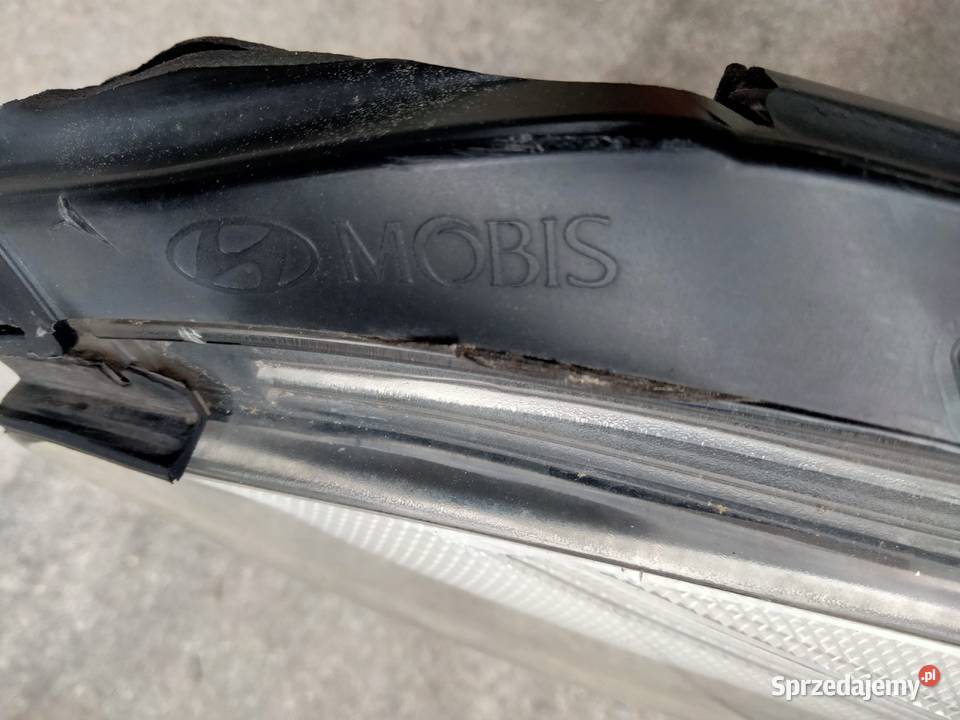 HYUNDAI I30 1215 lampa reflektor prawy przod Dęblin