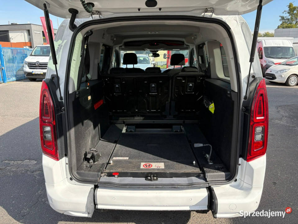 Opel Combo Life Opel ComboLife Niepełnosprawnych Rok produkcji 2019 dolnośląskie Syców sprzedam