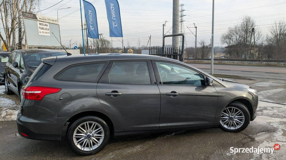 Ford Focus 10i101OPŁACONYBezwypadkowy benzyna Samochody osobowe śląskie Częstochowa