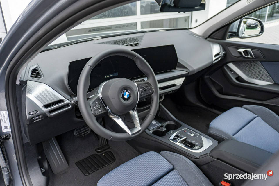 BMW 120 BMW 120 Dostępny ręki F70 2024 gniazdo USB Łódź