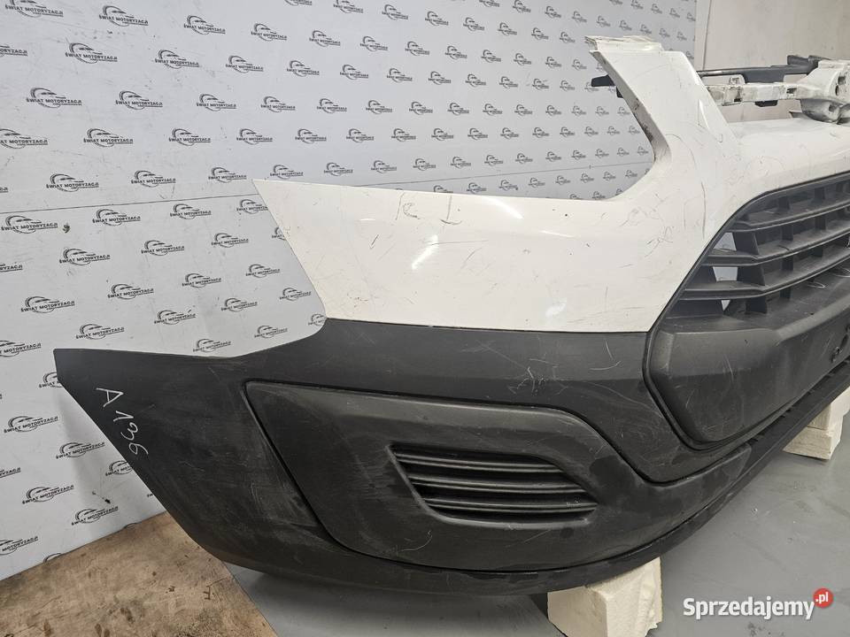 TRANSIT CUSTOM 15r zderzak przód Kielce