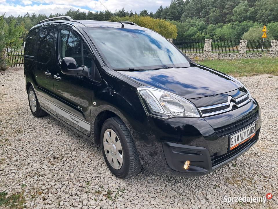 Citroen Berlingo II 16 BlueHDi 120 oryginalny Chmielnik sprzedam