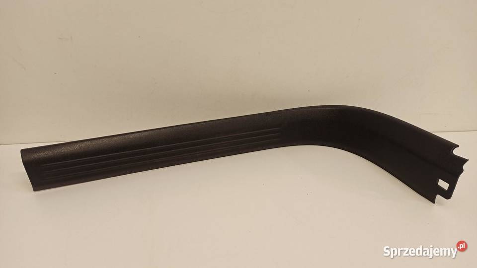 VOLVO V40 II OSŁONA PROGU PRAWY PRZÓD 31267988