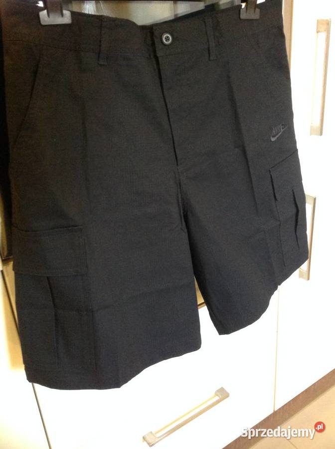 Spodnie Bojówki Krótkie Cargo Czarne Męskie NIKE