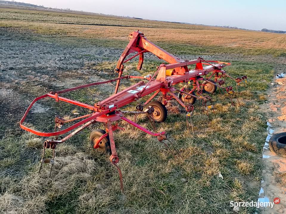 Przegrabiarka do siana fella th 520 Popielawy