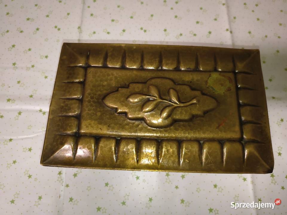 Piękne stare pudełko Chorzew