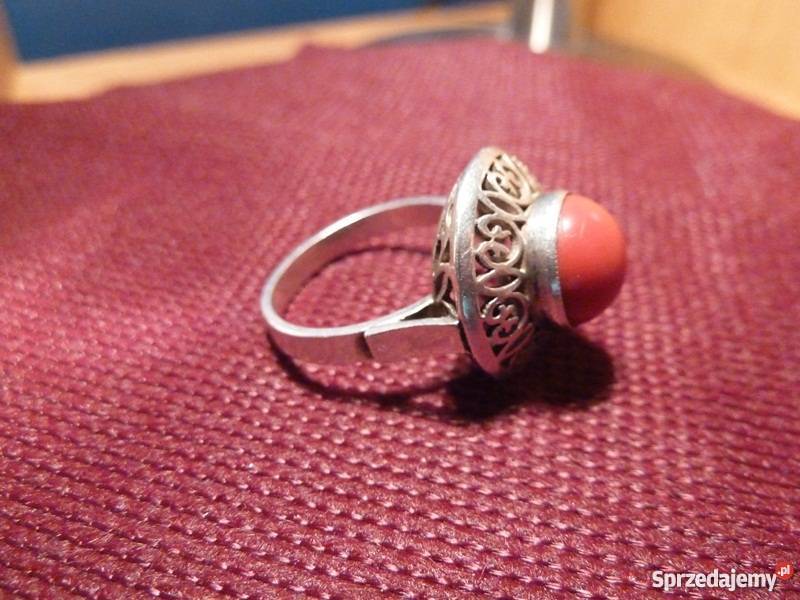 Warmet z koralem srebrne Radom