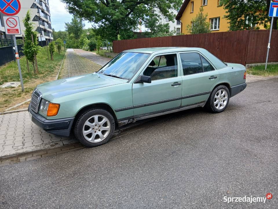 MERCEDES BENZ W12423Gaz Automat Kraków sprzedam