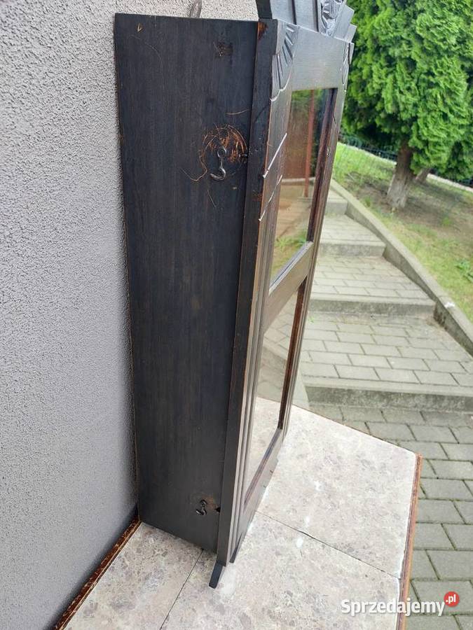 Szafka witrynka z obudowy starego przedwojennego Tczew