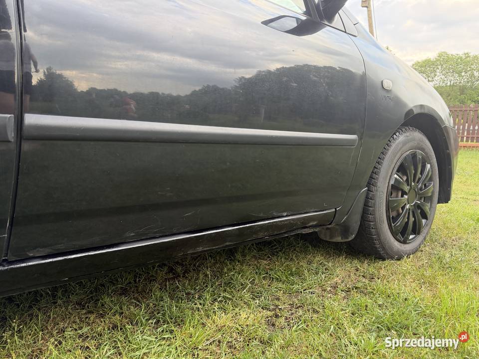 Toyota Corolla E12 2002 BenzynaGaz 1600cm3 Gwoździec