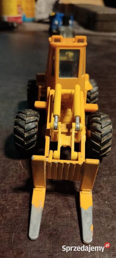 Ładowarka z widłami skala 164 2649 Stalowa Wola