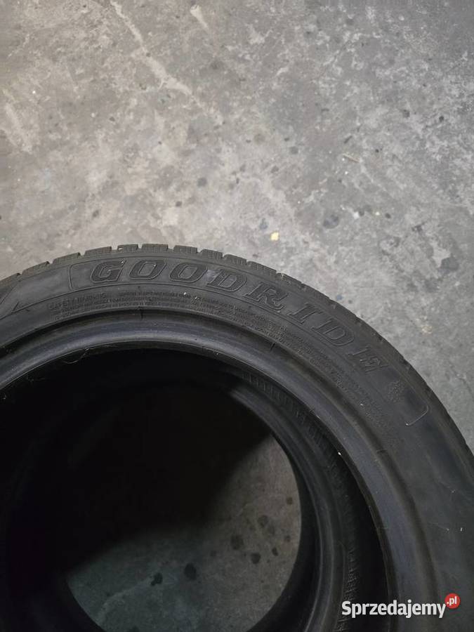 Opony zimowe 225 50 17 z 2024r Kajew sprzedam