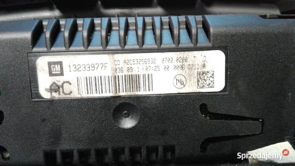 OPEL INSIGNIA PANEL WYŚWIETLACZ KRATKI 13233977F świętokrzyskie Kiełczyna