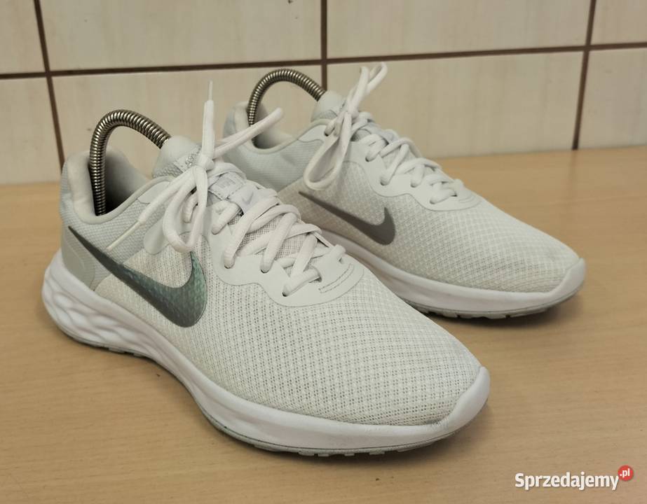 Buty damskie Sportowe Nike Revolution 6 385 Wałbrzych
