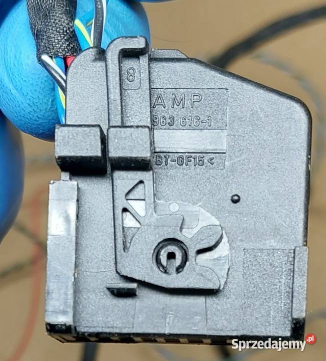 WIĄZKA ELEKTRYCZNA VW AUDI 8E0972763 AMP 9296502 osobowe dolnośląskie Mielęcin sprzedam