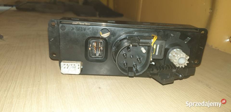 Panel sterowania nawiewem Daewoo Nubira Wyposażenie wnętrza Wyposażenie wnętrza Puławy