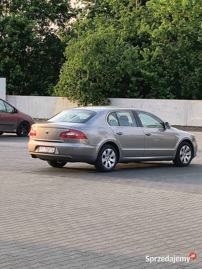 Skoda superb grudzień 2010 Superb Poznań