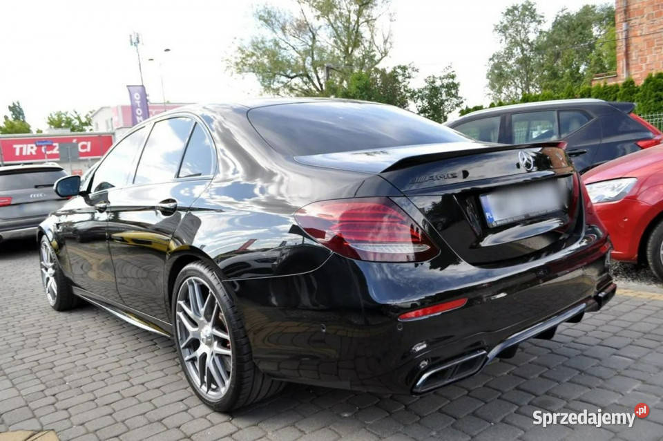 Mercedes E 63 AMG MERCEDESBENZ E AMG 63 S 4MATIC kurtyny powietrzne