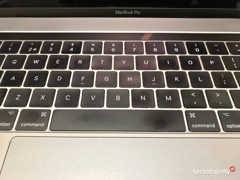 APPLE MacBook Pro 15 2017 i7 29GHz 16 512GB AMD Warszawa