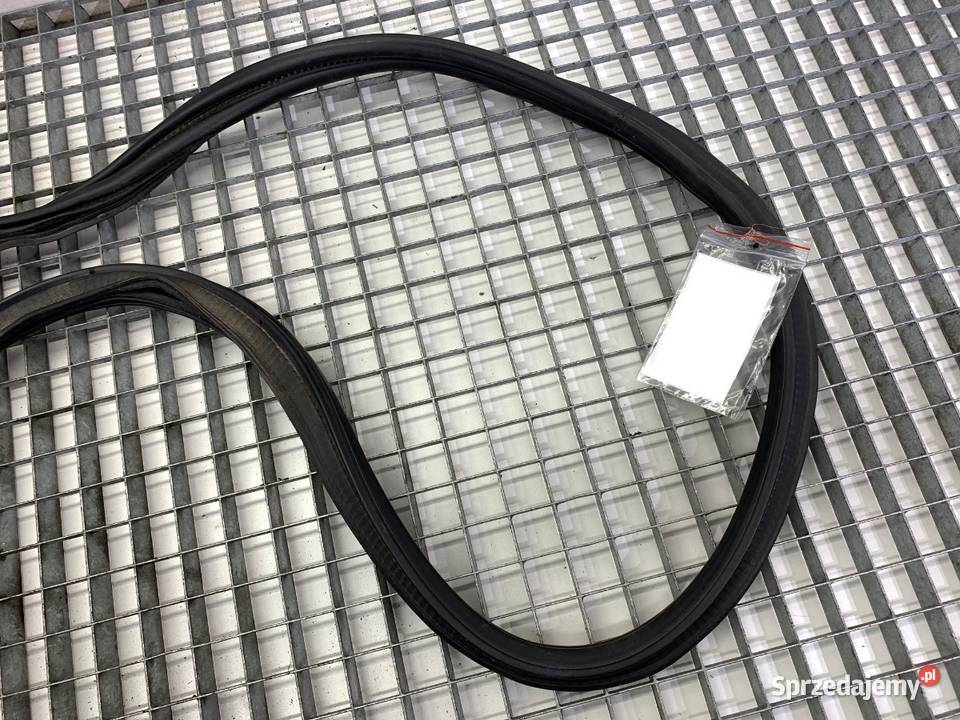 USZCZELKA KLAPY BAGAŻNIKA JEEP CHEROKEE KL SUV