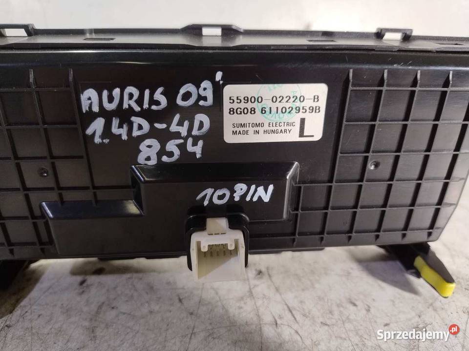 PANEL KLIMATYZACJI AURIS 14 D4D 5590002220B osobowe sprzedam