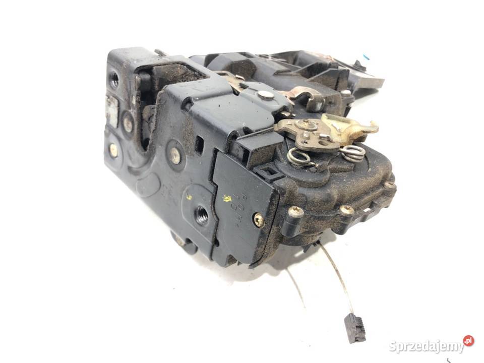 ZAMEK DRZWI PRAWY PRZÓD VW GOLF IV Hatchback